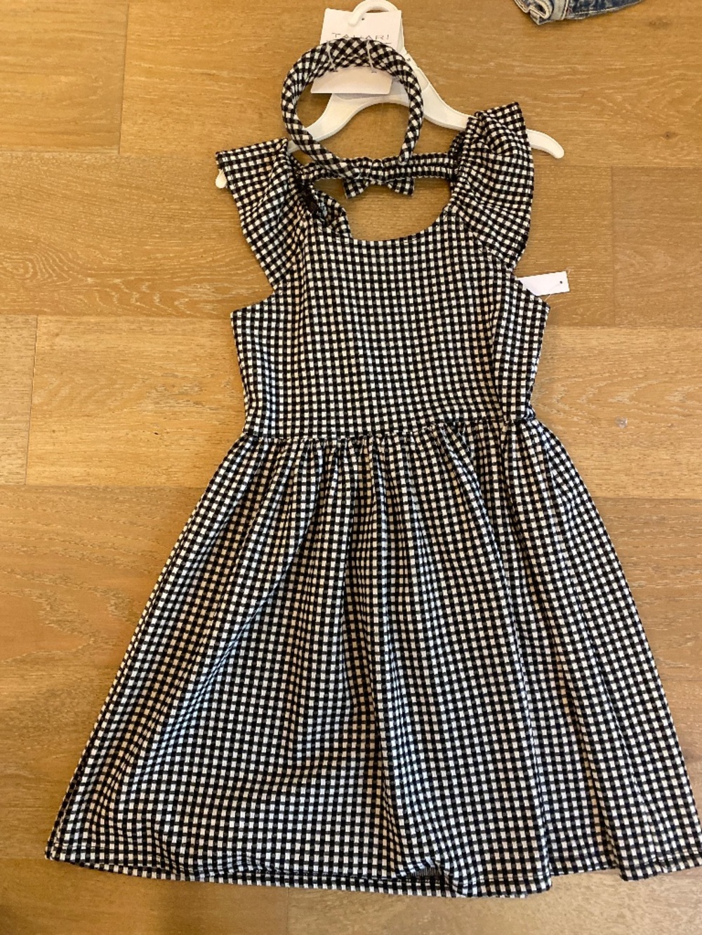 Tahari girl black and white checkered dress and headband